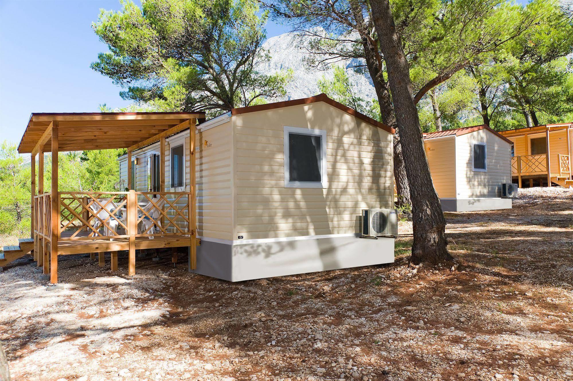 Mobile Homes Basko Polje Campground Baška Voda المظهر الخارجي الصورة